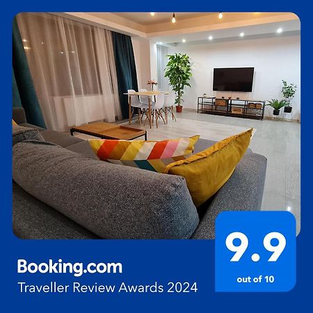 Zander Home Apartment Buşteni エクステリア 写真